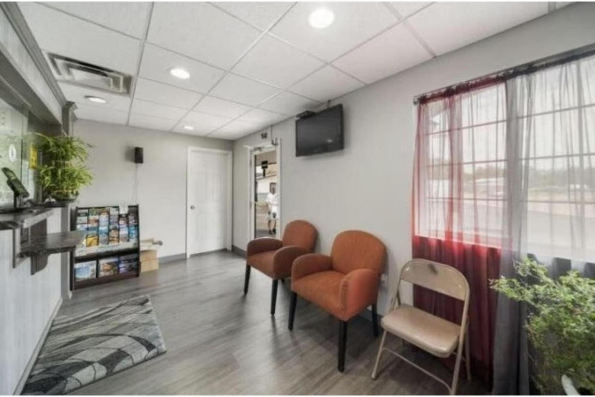 Deluxe Inn & Suites By Oyo Miami Ok Ngoại thất bức ảnh